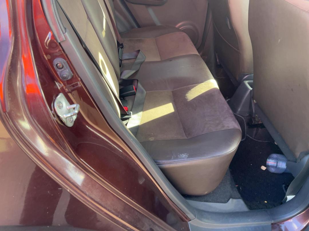 Photo '15' of Suzuki Swift