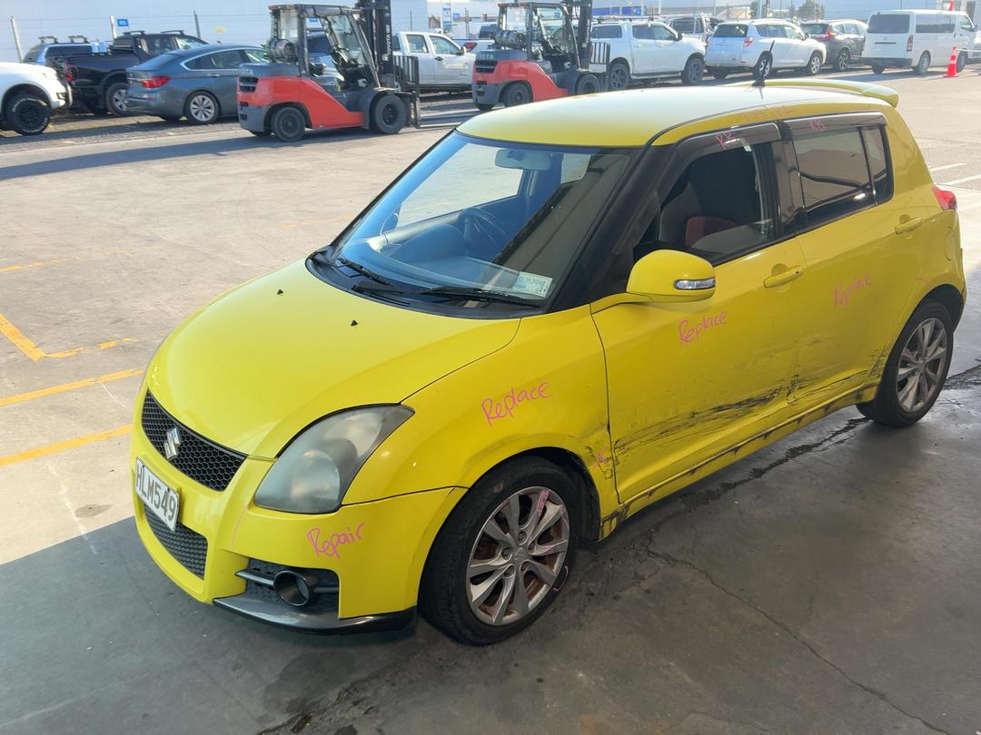 Photo '5' of Suzuki Swift Photo '5' of Suzuki Swift