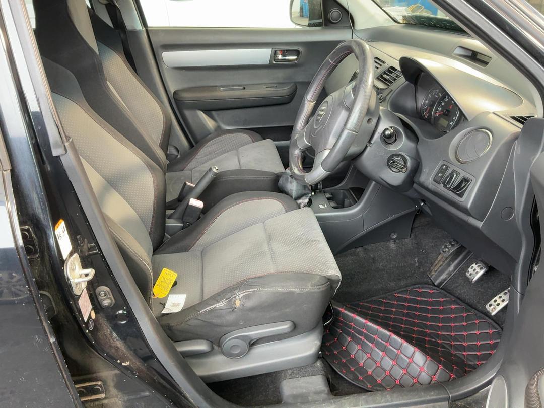 Photo '19' of Suzuki Swift Photo '19' of Suzuki Swift
