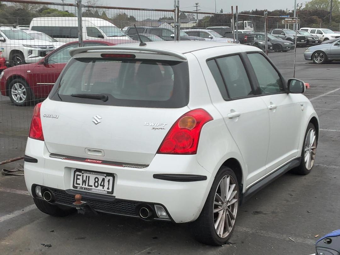 Photo '5' of Suzuki Swift RS416G Sport Photo '5' of Suzuki Swift RS416G Sport