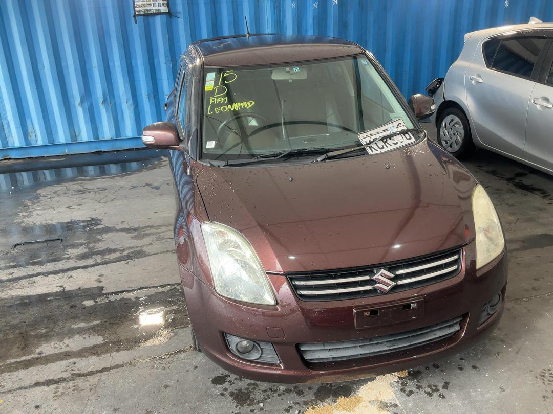 Photo '4' of Suzuki Swift Photo '4' of Suzuki Swift