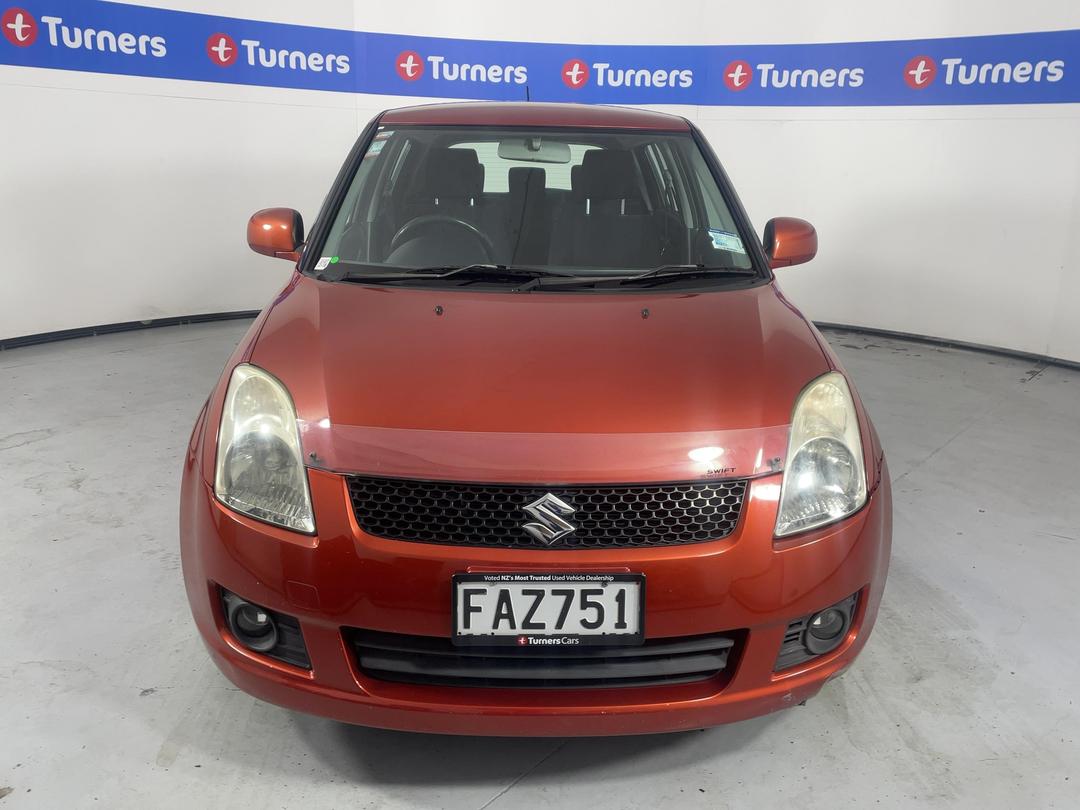 Photo '2' of Suzuki Swift
