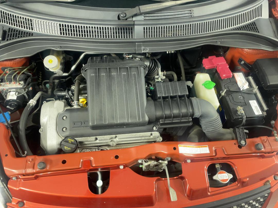 Photo '13' of Suzuki Swift