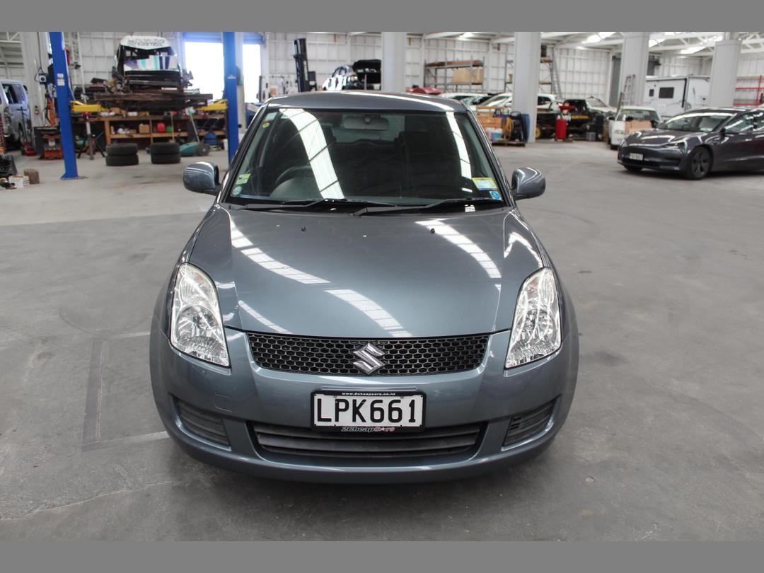 Photo '2' of Suzuki Swift