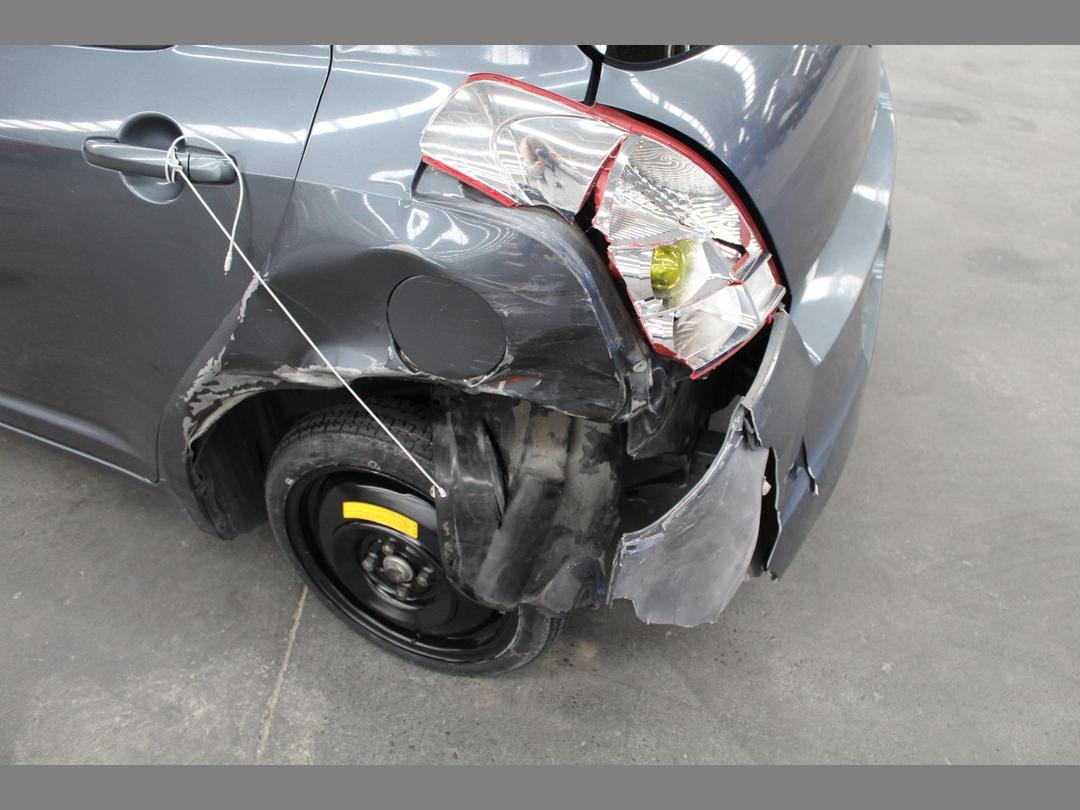 Photo '18' of Suzuki Swift