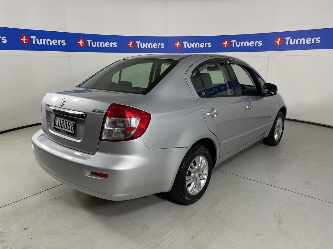 Photo '7' of Suzuki SX4