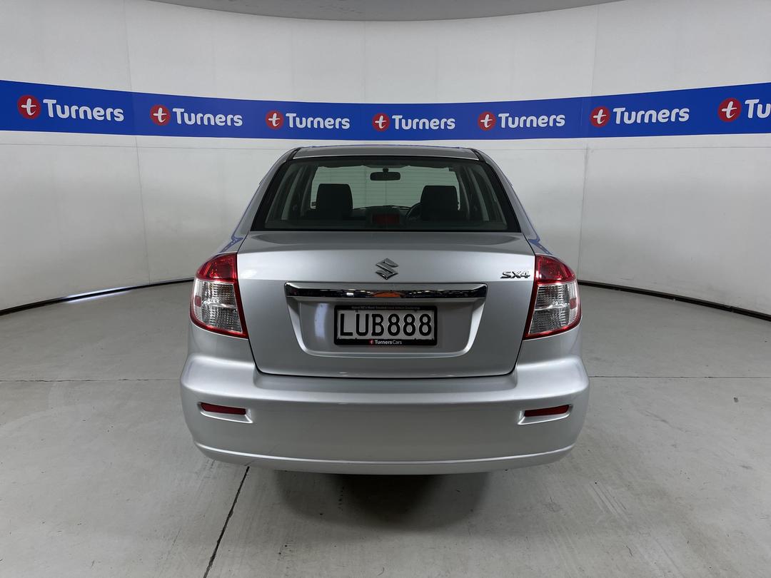 Photo '6' of Suzuki SX4