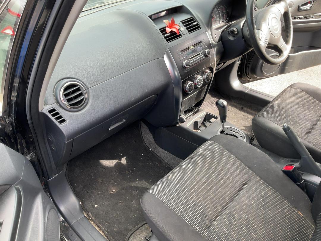 Photo '17' of Suzuki SX4