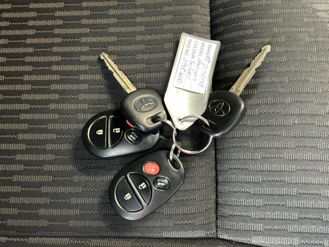 Photo '22' of Toyota Aurion