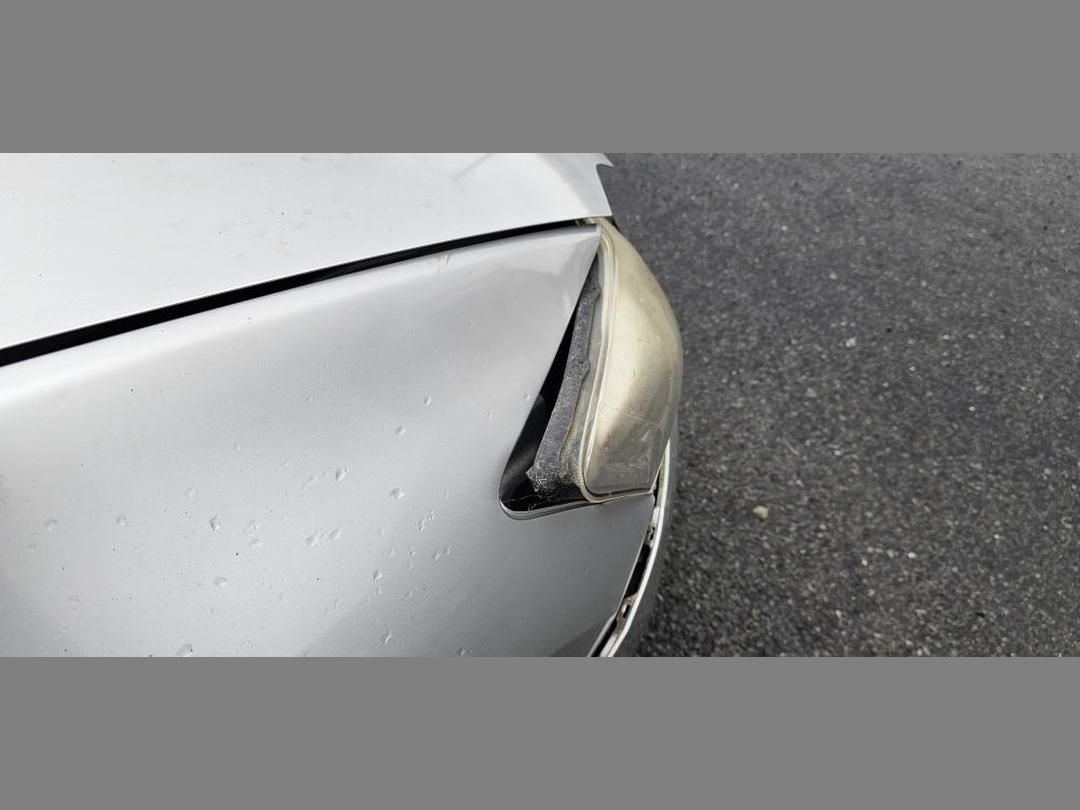 Photo '8' of Toyota Auris