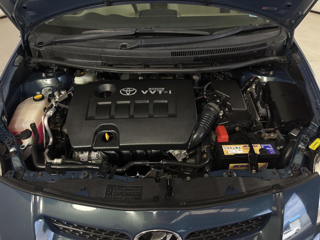 Photo '13' of Toyota Auris