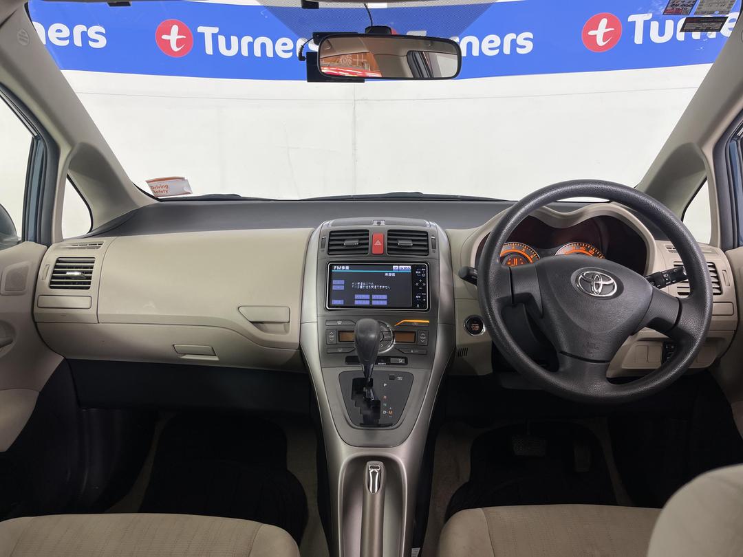 Photo '17' of Toyota Auris