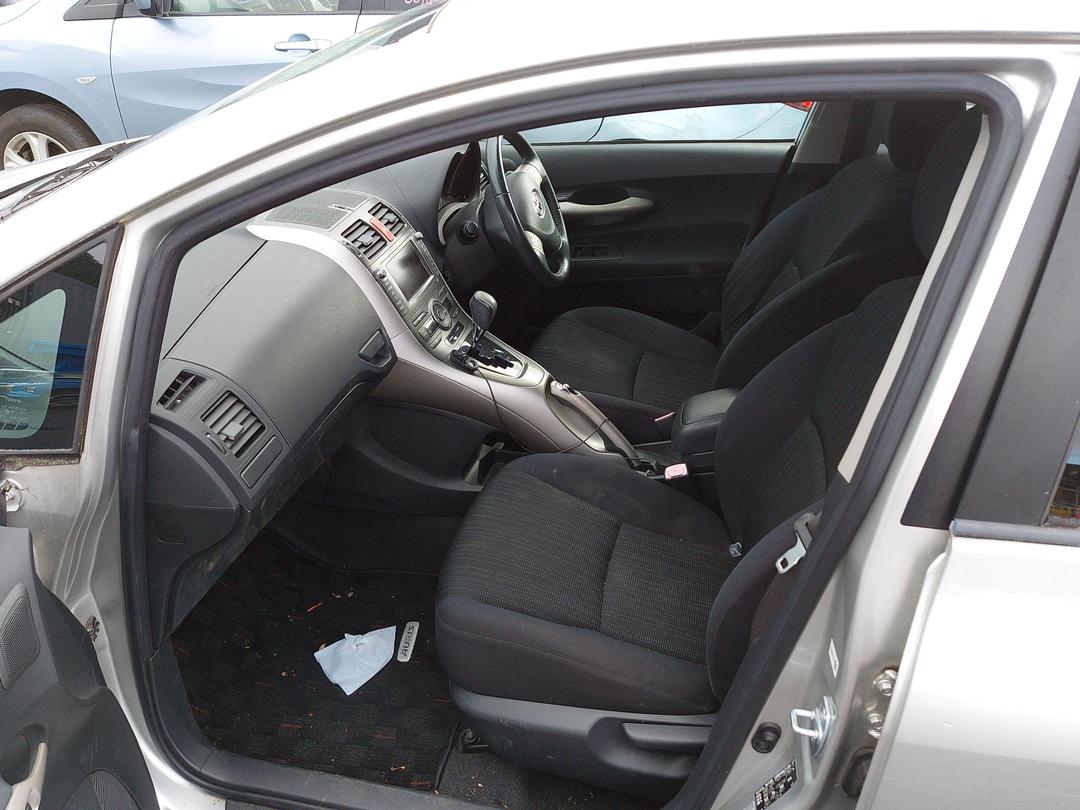 Photo '15' of Toyota Auris Photo '15' of Toyota Auris