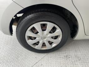 Photo '12' of Toyota Auris