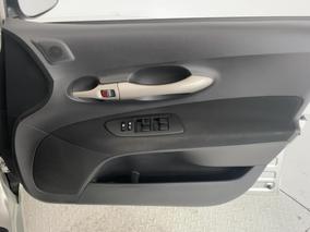 Photo '15' of Toyota Auris