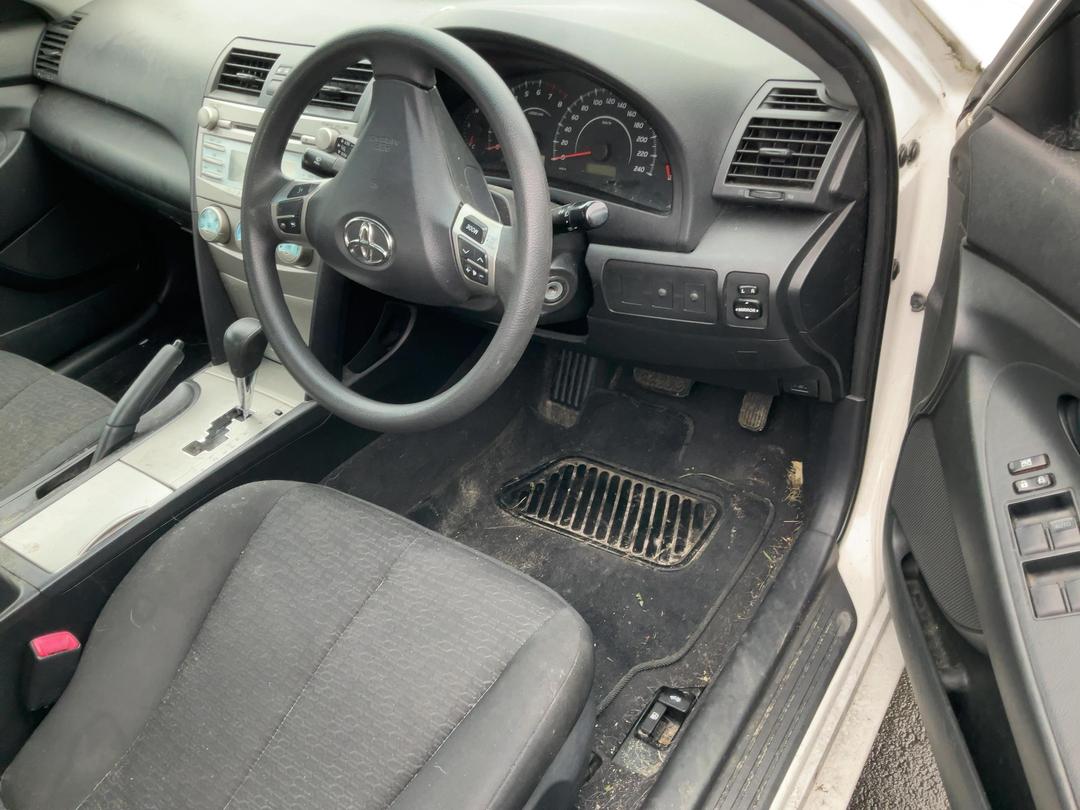 Photo '9' of Toyota Camry GL