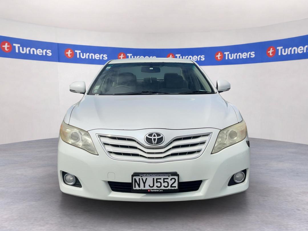 Photo '2' of Toyota Camry