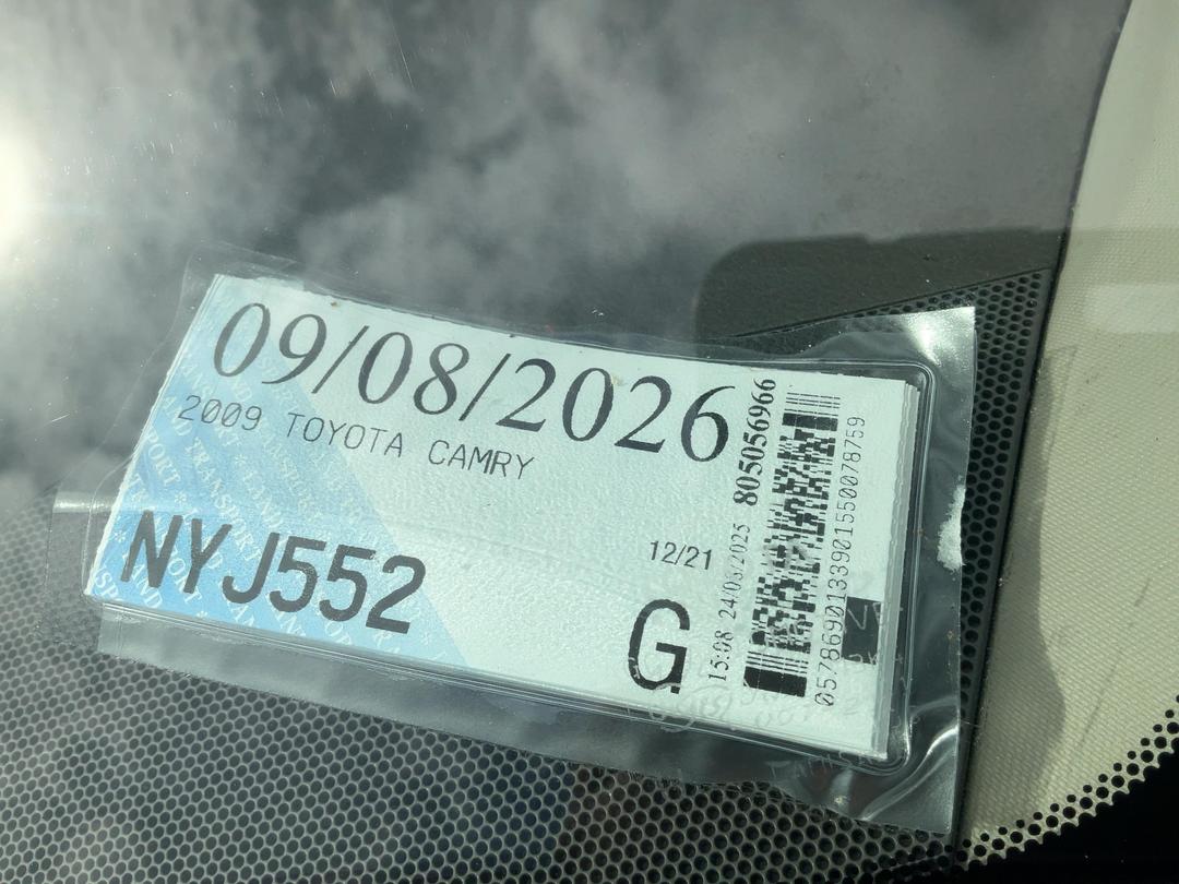 Photo '24' of Toyota Camry
