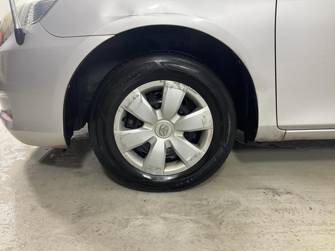 Photo '10' of Toyota Corolla