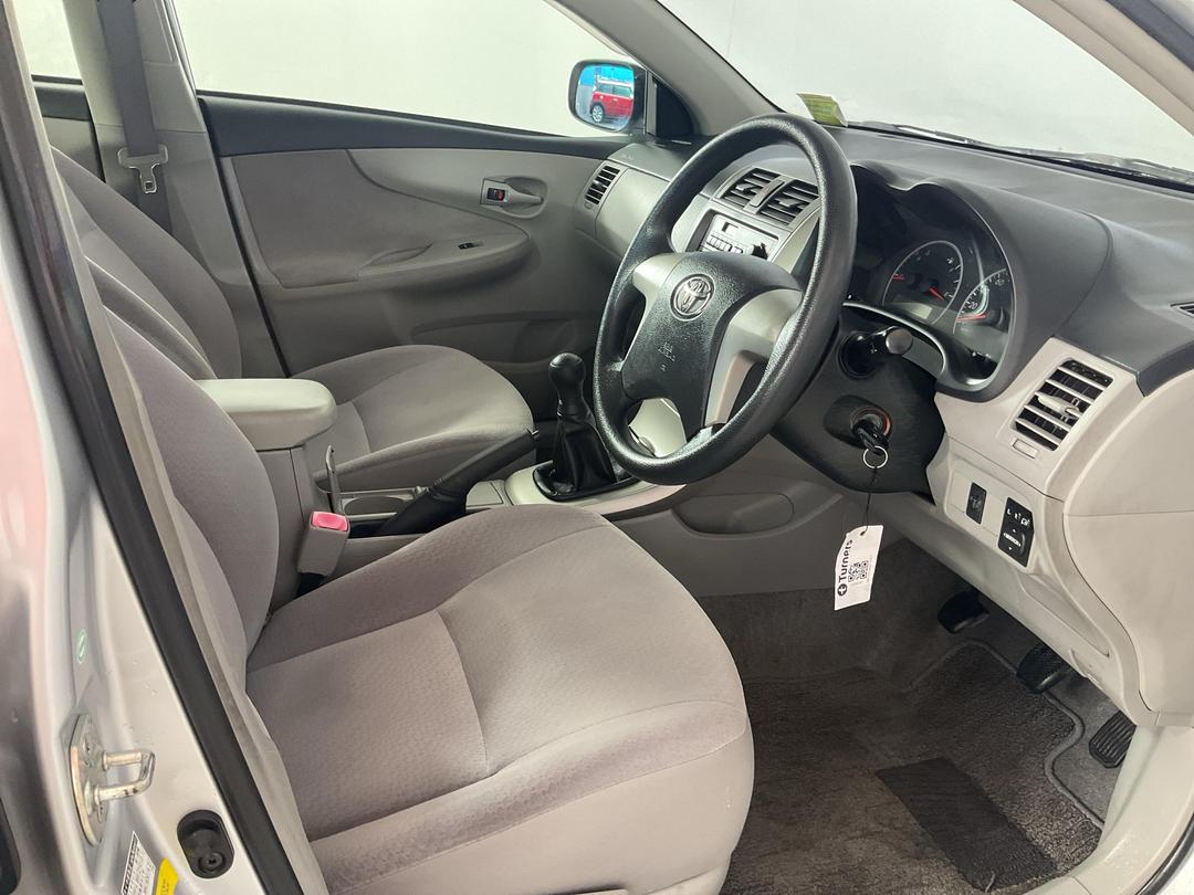 Photo '16' of Toyota Corolla