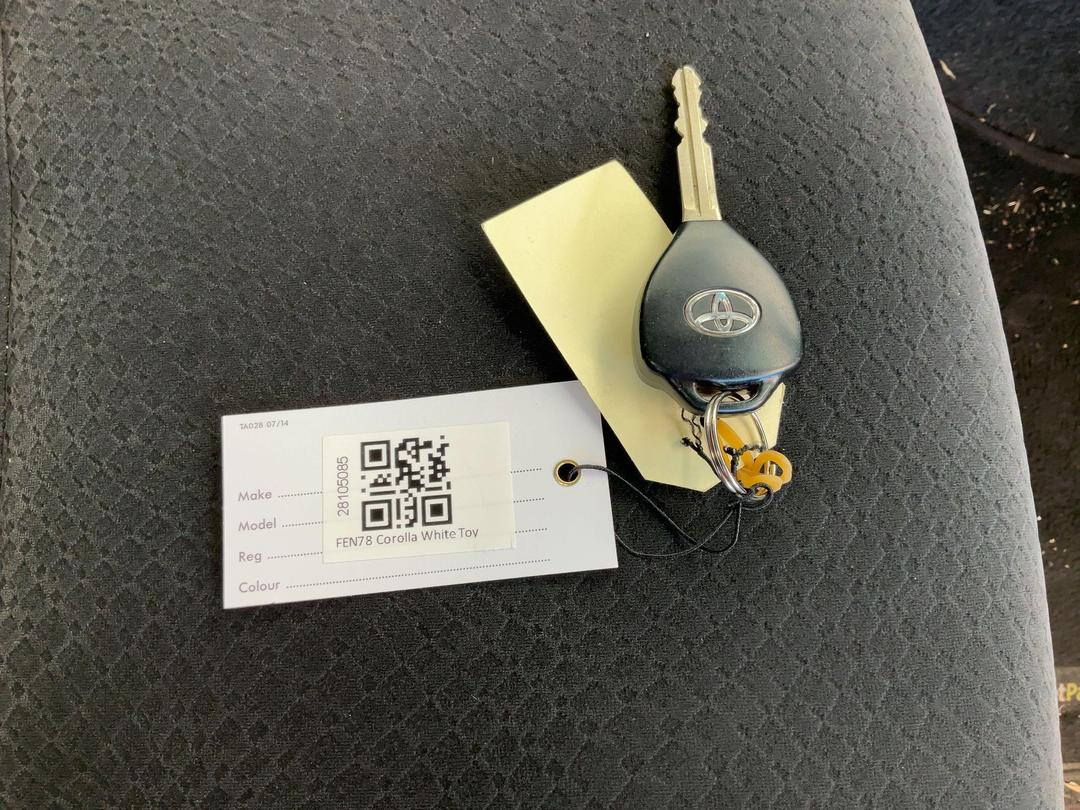 Photo '18' of Toyota Corolla GX