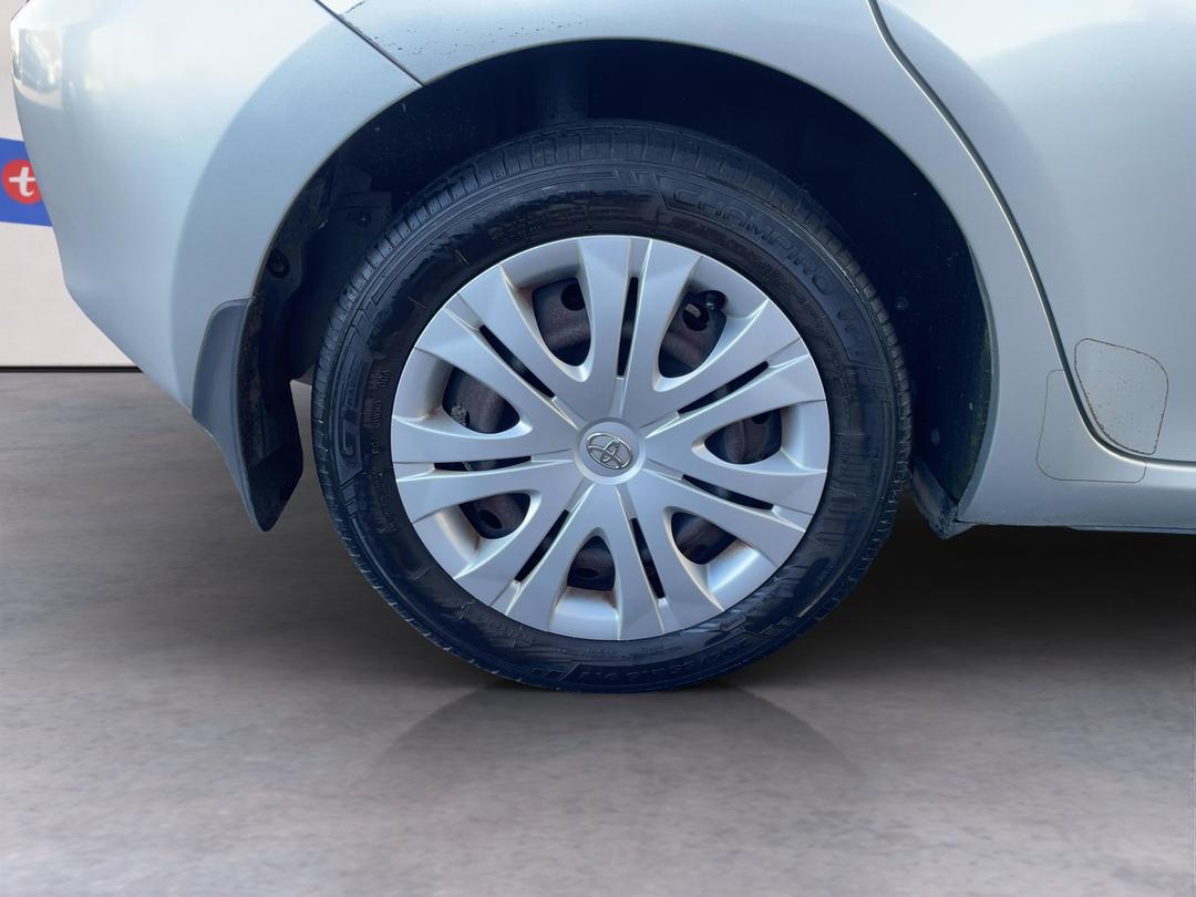Photo '12' of Toyota Corolla