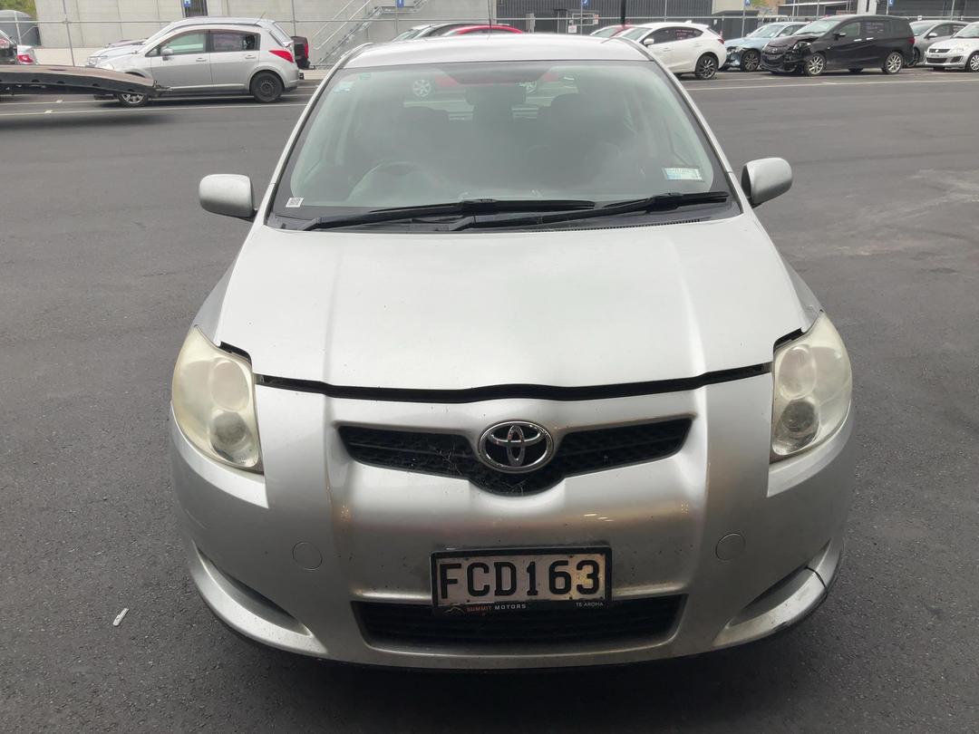 Photo '3' of Toyota Corolla GX Photo '3' of Toyota Corolla GX