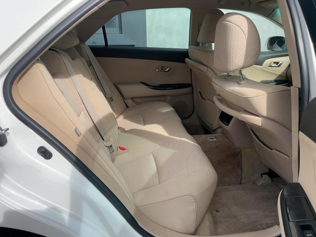 Photo '18' of Toyota Crown Photo '18' of Toyota Crown