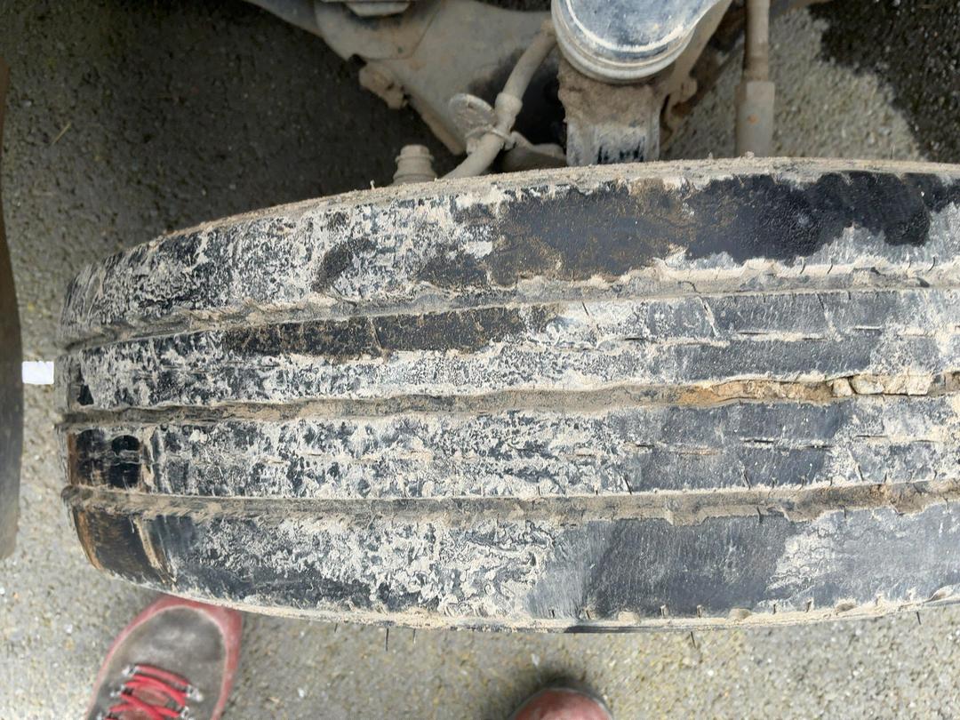 Photo '14' of Toyota Dyna Flat Deck