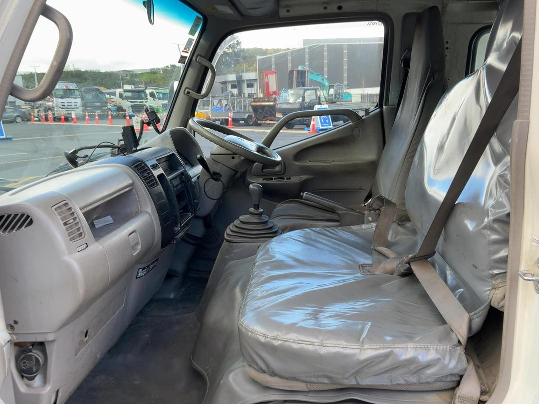 Photo '16' of Toyota Dyna (Toyoace) Route Van Van