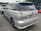 Thumbnail '3' of Toyota Estima