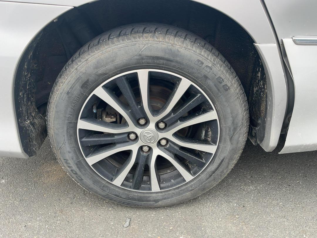 Photo '5' of Toyota Estima Photo '5' of Toyota Estima