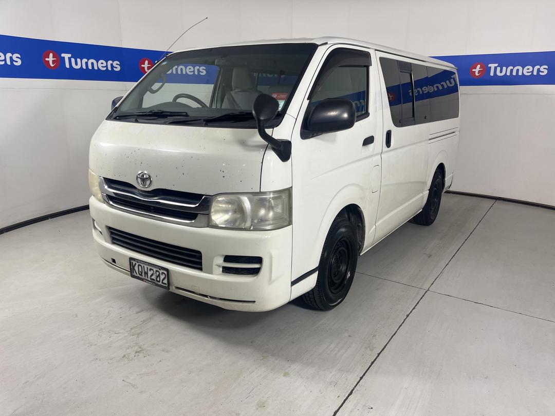 Photo '4' of Toyota Hiace