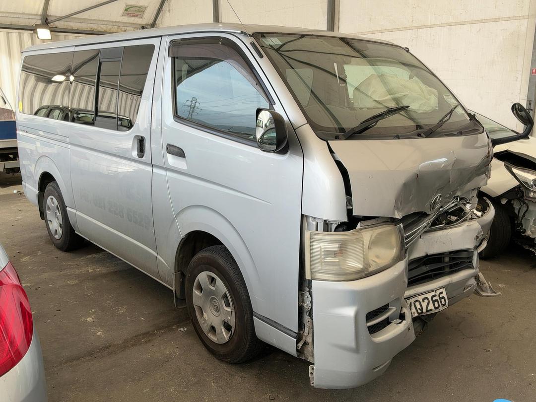 Photo '4' of Toyota Hiace Regius ACE Photo '4' of Toyota Hiace Regius ACE