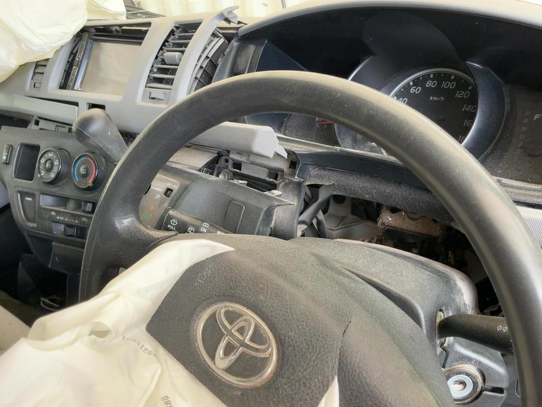 Photo '11' of Toyota Hiace Regius ACE Photo '11' of Toyota Hiace Regius ACE