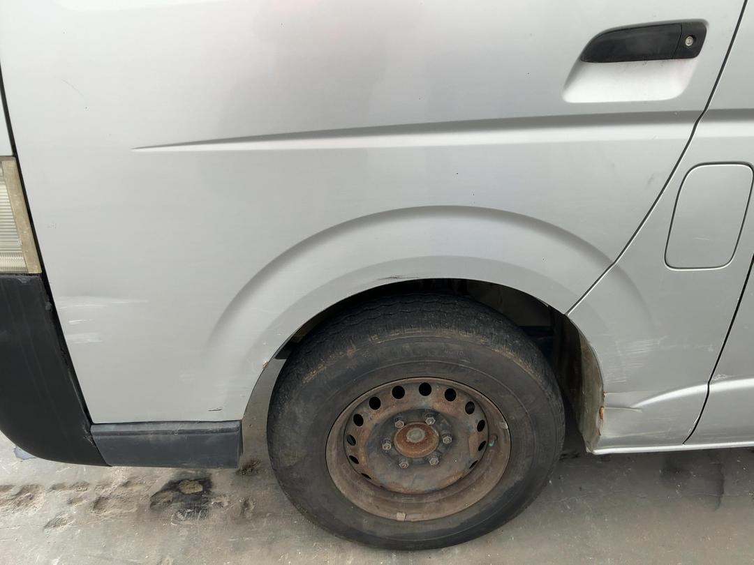Photo '8' of Toyota Hiace