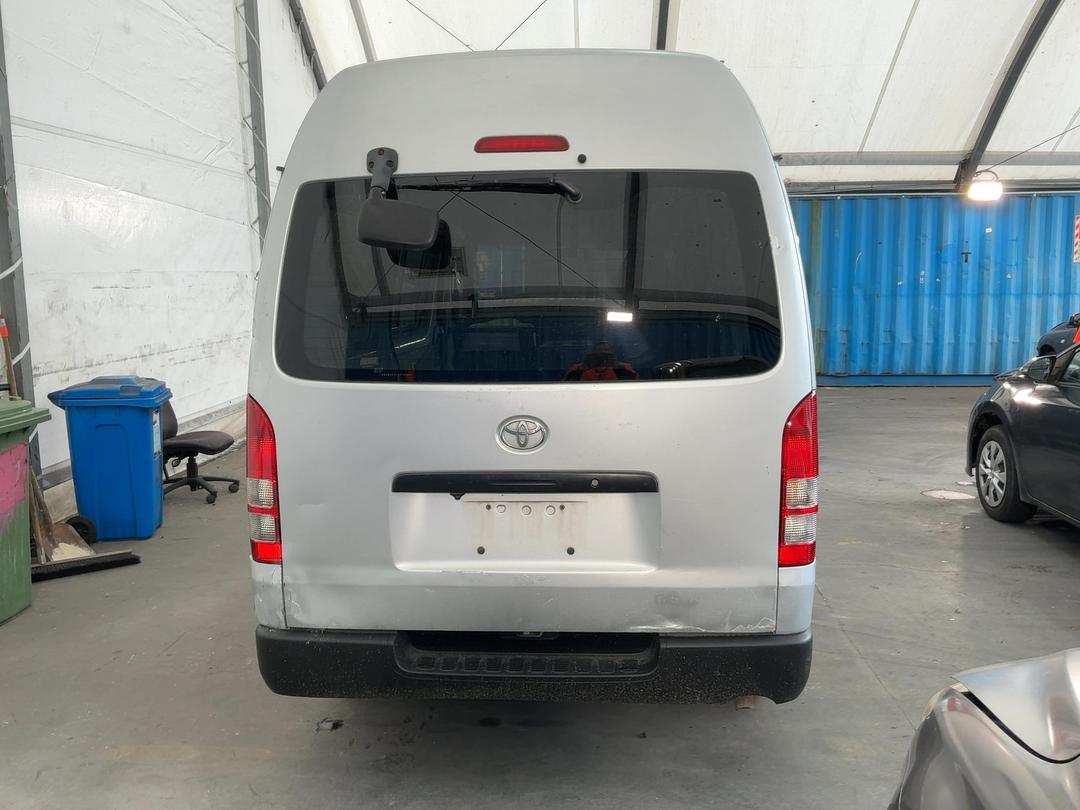 Photo '13' of Toyota Hiace