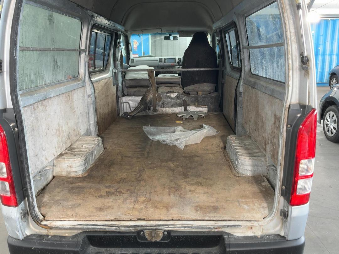 Photo '17' of Toyota Hiace