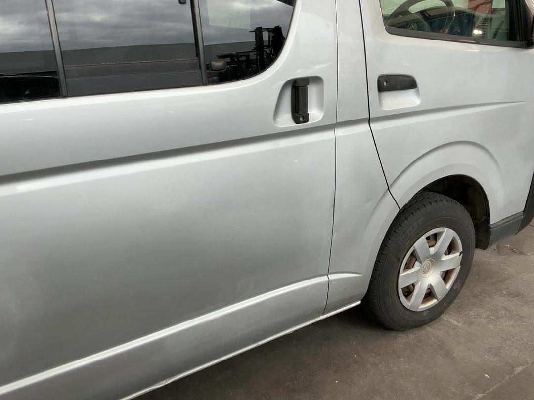Photo '20' of Toyota Hiace