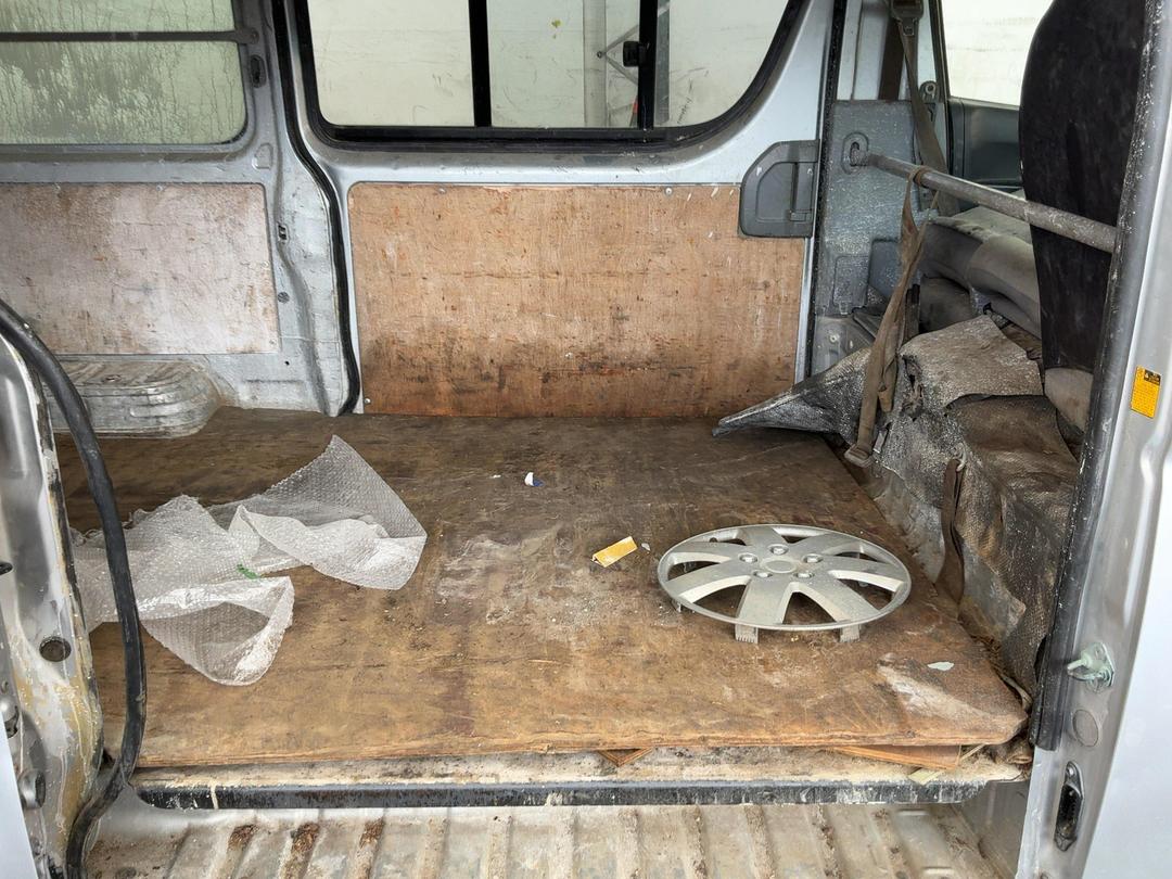 Photo '21' of Toyota Hiace