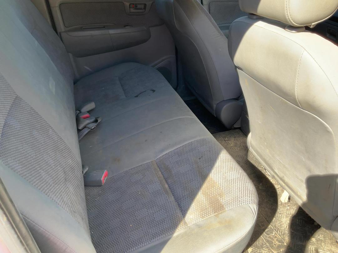 Photo '20' of Toyota Hilux 3.0TD 2WD DCU