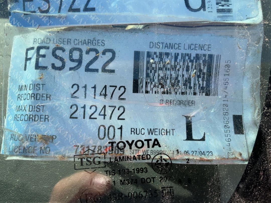 Photo '25' of Toyota Hilux 3.0TD 2WD DCU