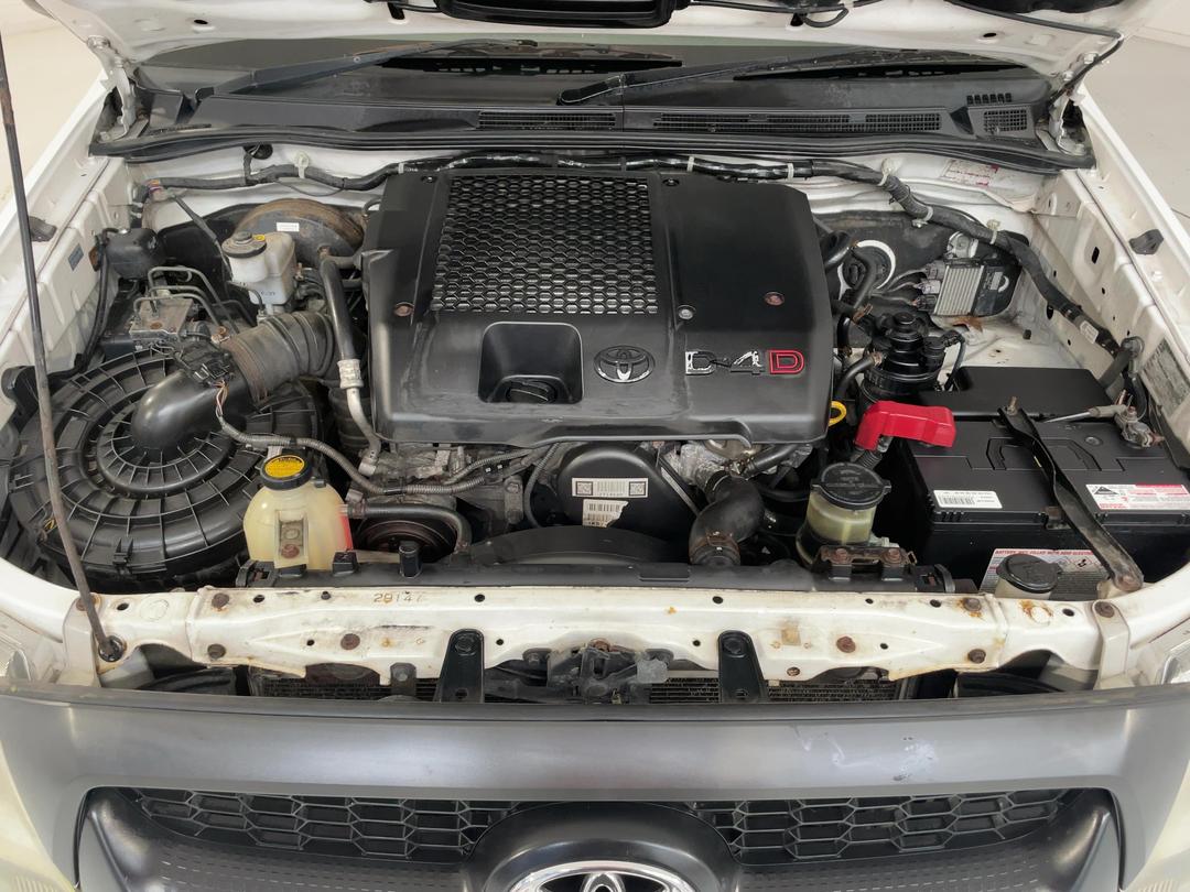 Photo '13' of Toyota Hilux