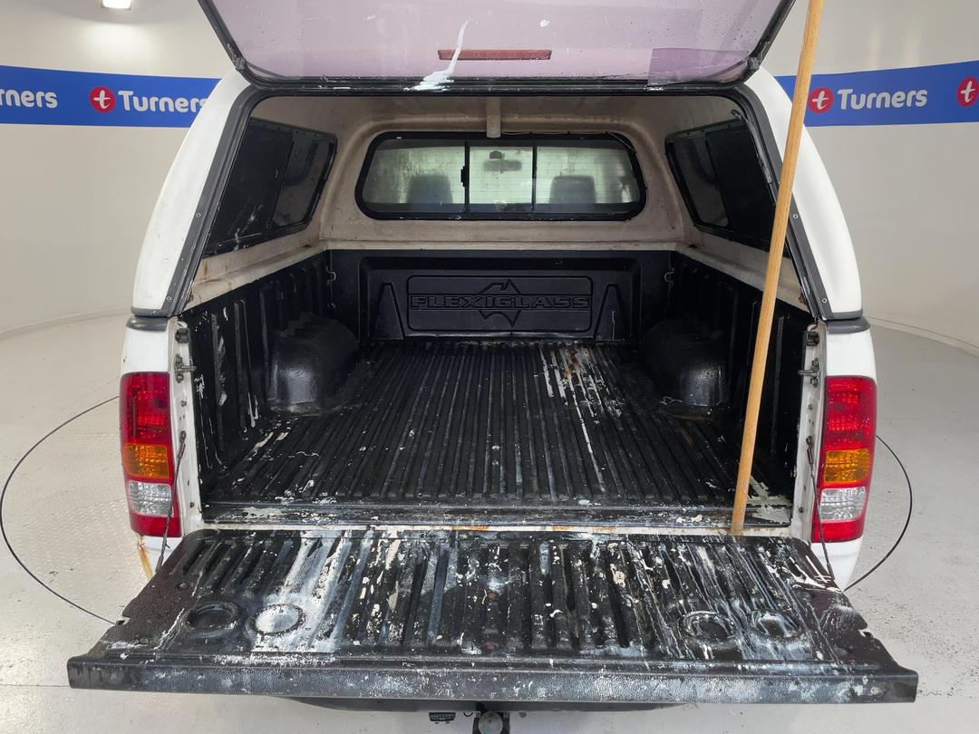Photo '14' of Toyota Hilux