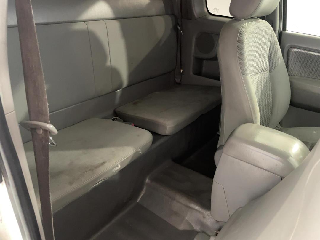 Photo '19' of Toyota Hilux