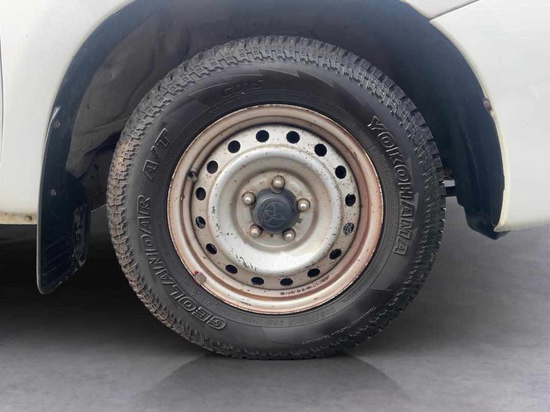 Photo '7' of Toyota Hilux TD SC Photo '7' of Toyota Hilux TD SC