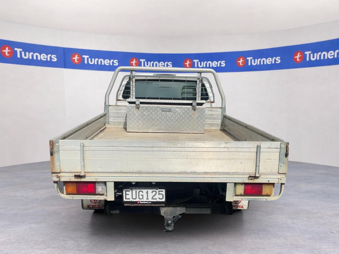 Photo '5' of Toyota Hilux TD SC Photo '5' of Toyota Hilux TD SC
