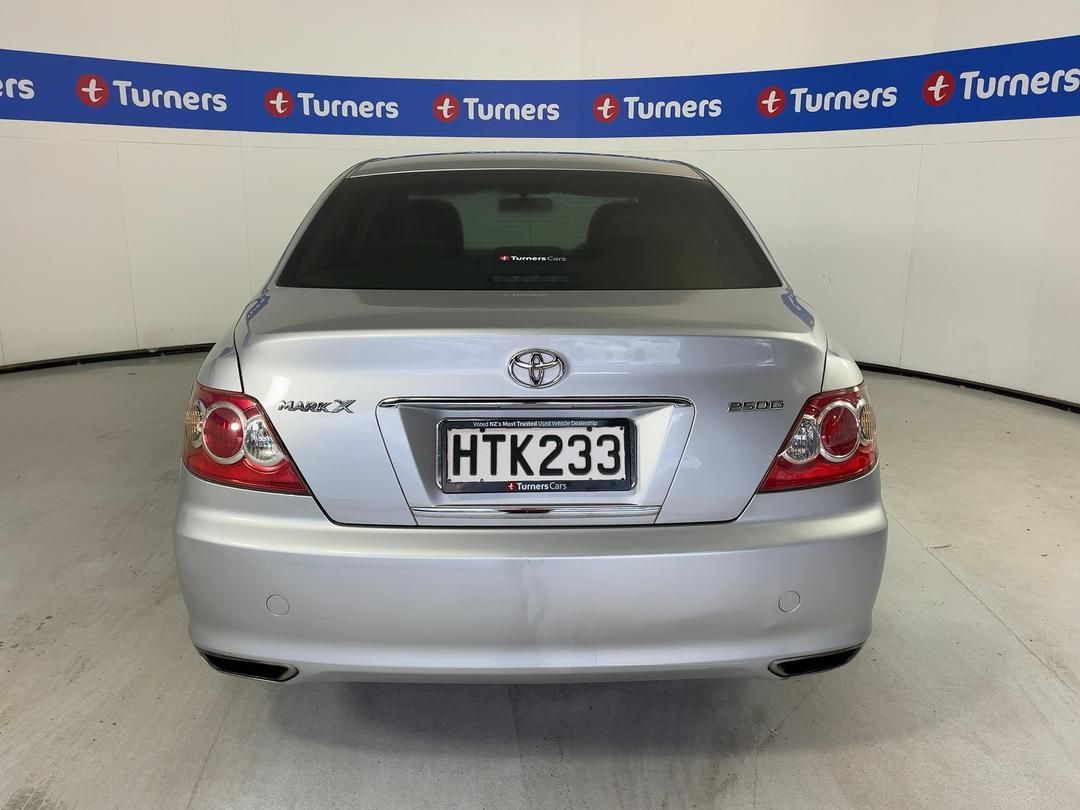 Photo '5' of Toyota Mark X X Photo '5' of Toyota Mark X X
