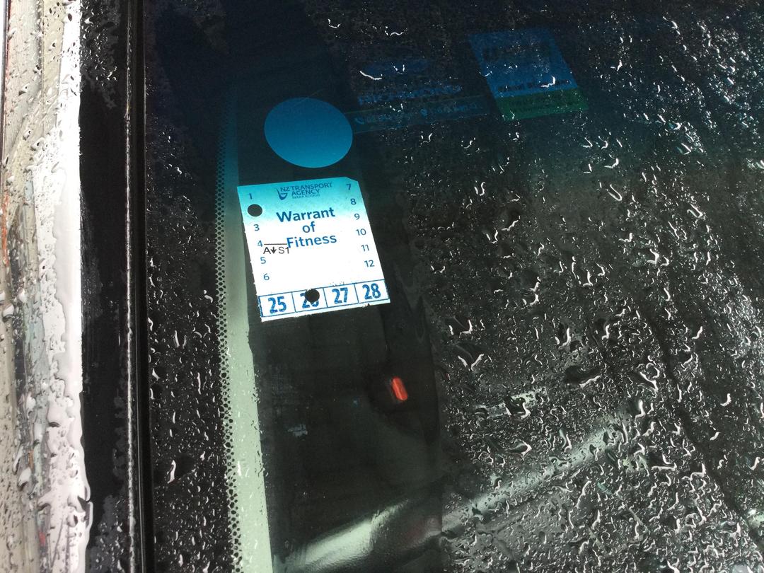 Photo '13' of Toyota Markx 250G