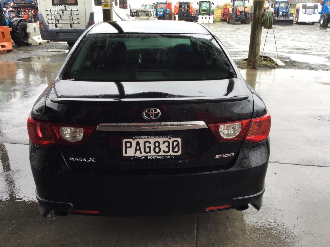 Photo '8' of Toyota Markx 250G